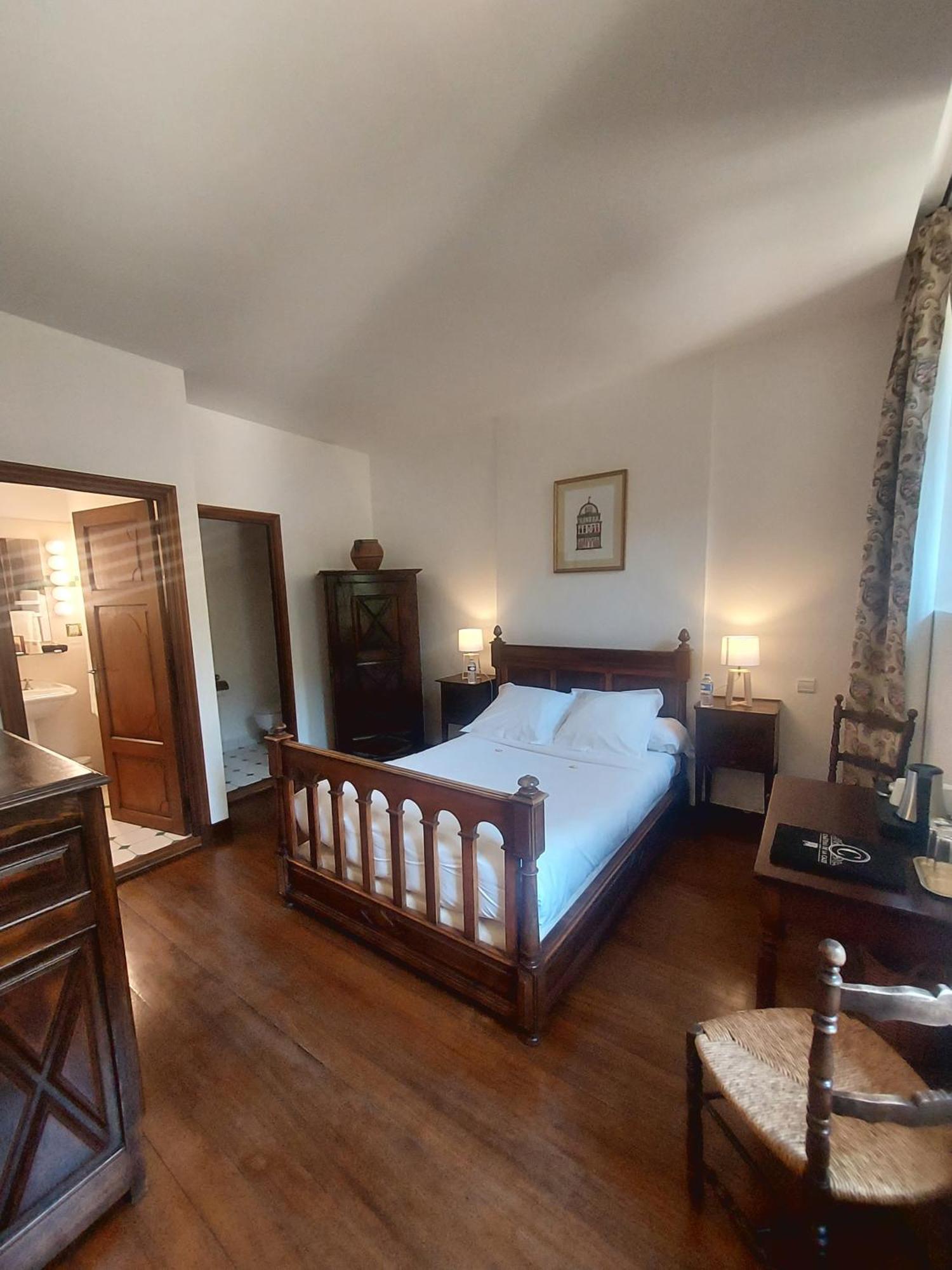 Demeures Et Chateau De La Caze Hotel 4*