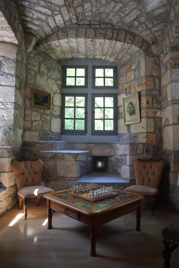 Demeures Et Chateau De La Caze Sainte-Énimie