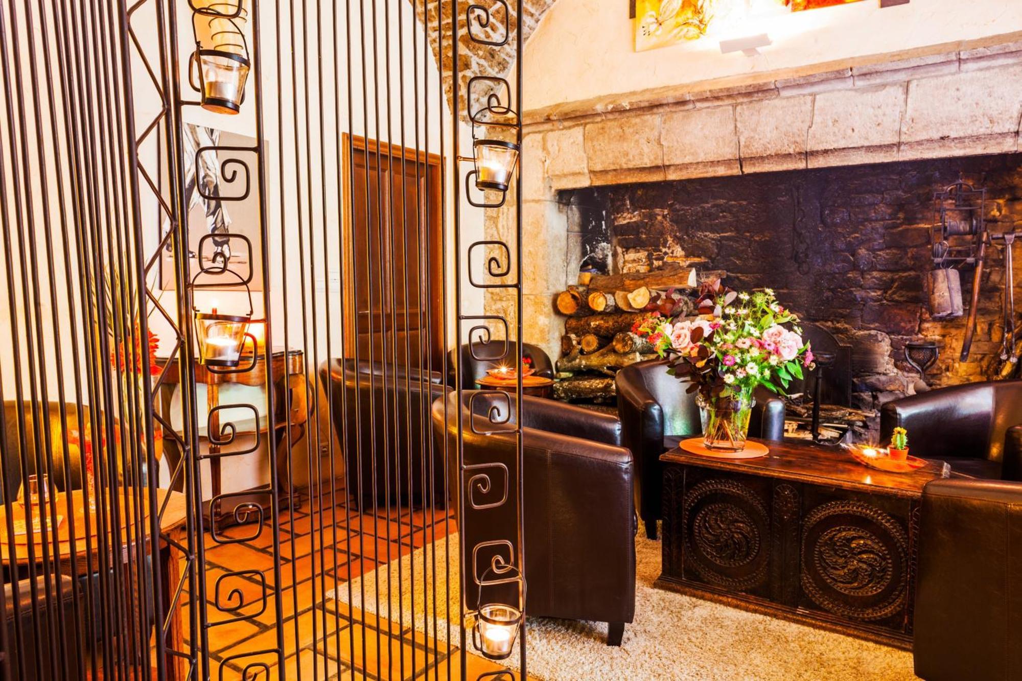 Demeures Et Chateau De La Caze 4*