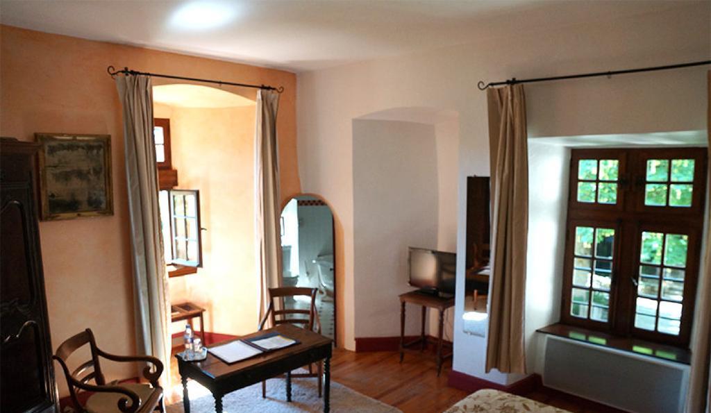 Demeures Et Chateau De La Caze Hotel