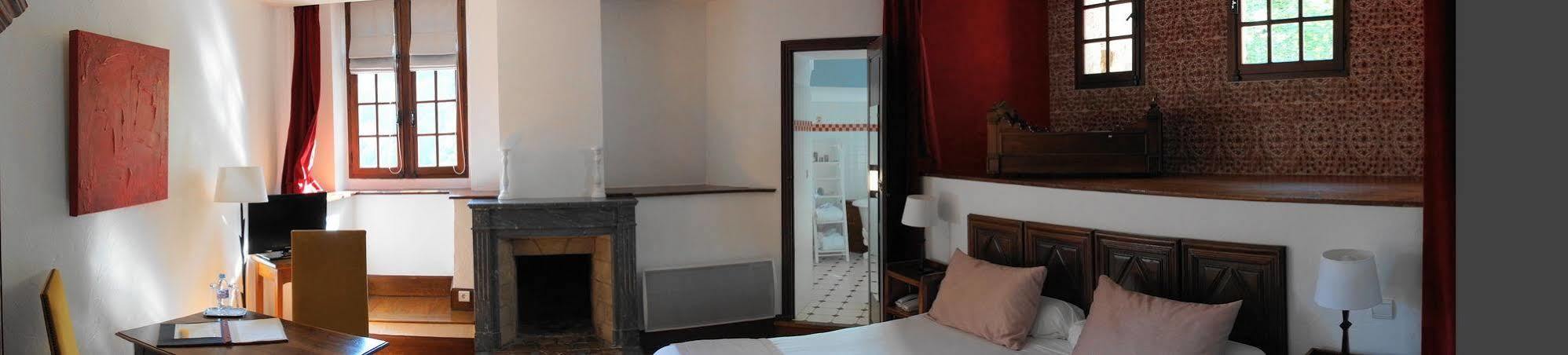 Hotel Demeures Et Chateau De La Caze 4*